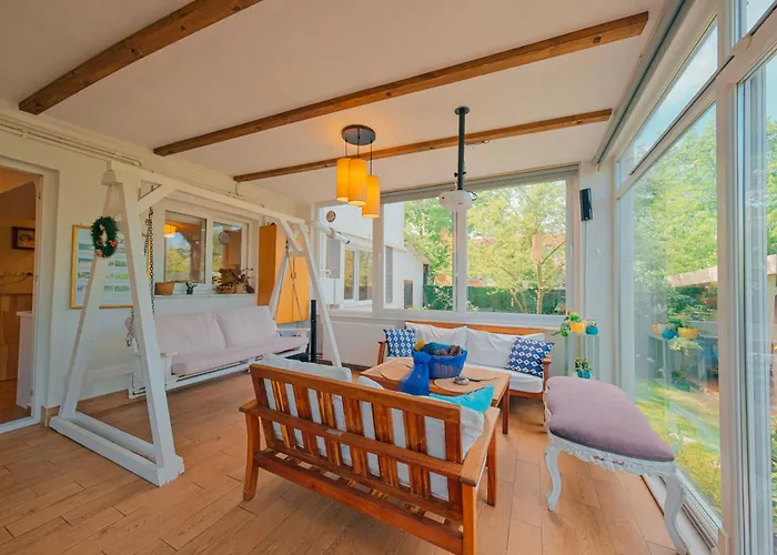 Atlas Muhafazakar Havuzlu, Mustakil Genis Bahceli *